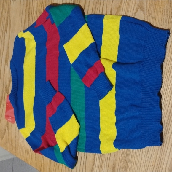 DISNEY 100 UGLY SWEATER SIZE L FOR KIDS UNISEX - Picture 4 of 9